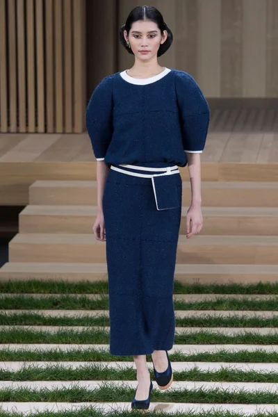 Look 8